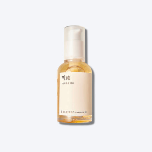 Mixsoon Bean Essence Îmbrățișați îngrijirea delicată a Mixsoon's Bean Essence, o comoară de eficacitate naturală. Acest elixir de 50 ml exploatează puterea fasolei, cunoscută pentru proprietățile sale nutritive, pentru a vă revitaliza și întineri pielea. Formula sa ușoară pătrunde în profunzime, oferind nutrienți și hidratare esențială. Perfectă pentru toate tipurile de piele, Mixsoon Bean Essence este cheia pentru a debloca un ten radiant și suplu